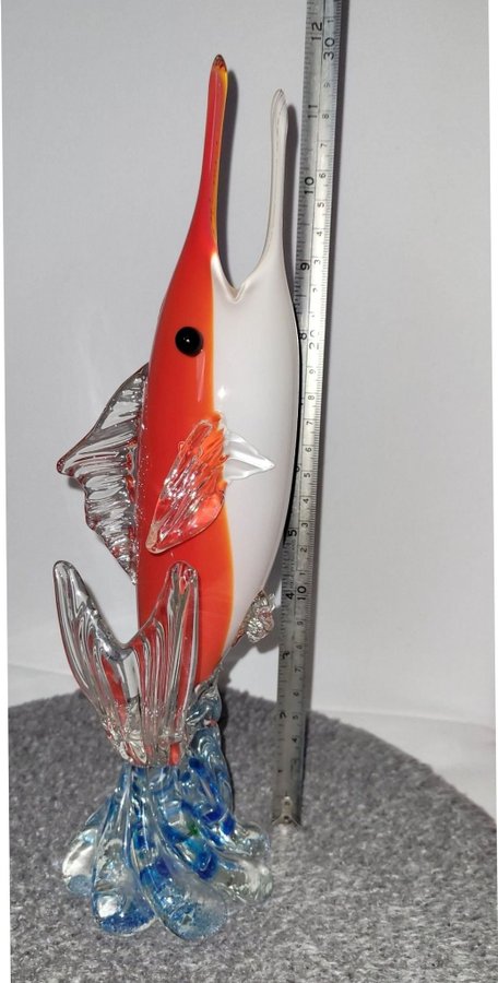 Skulptur i glas fisk