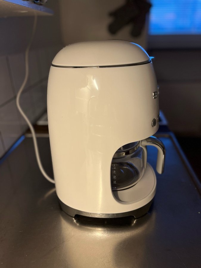 Stilren och snygg kaffebryggare från SMEG