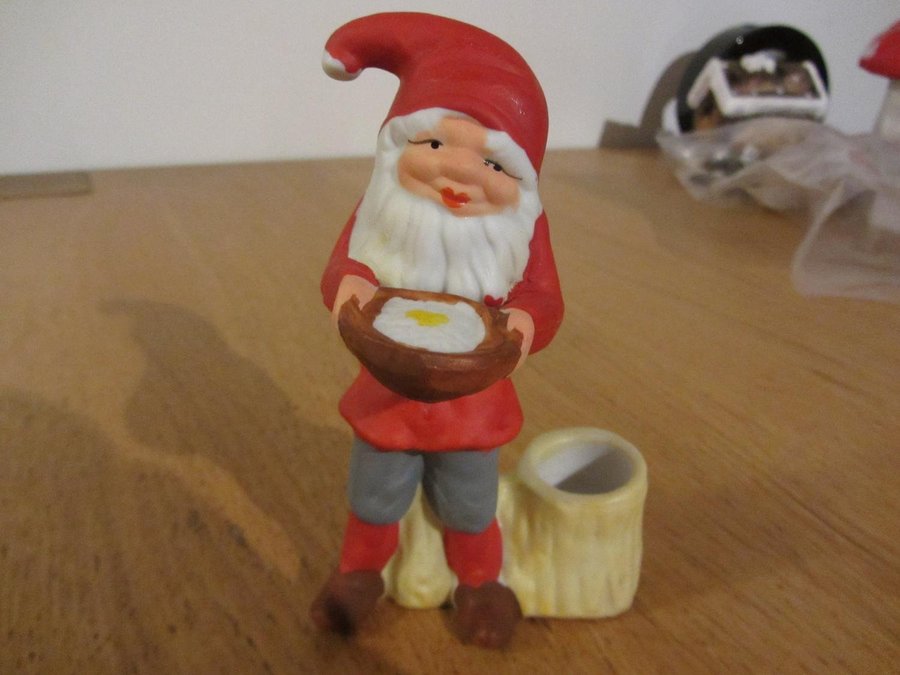 äldre Ljusstake Ljushållare Tomte Figurin Jul Jultomte Gröt