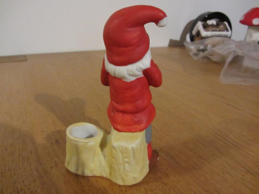 äldre Ljusstake Ljushållare Tomte Figurin Jul Jultomte Gröt