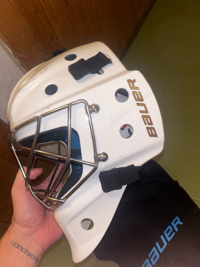 Bauer Goalie Mask