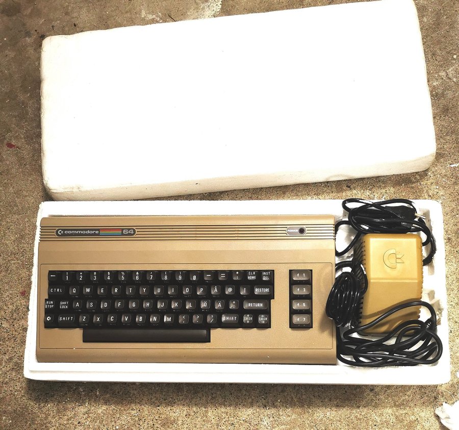 Commodore 64 Microcomputer