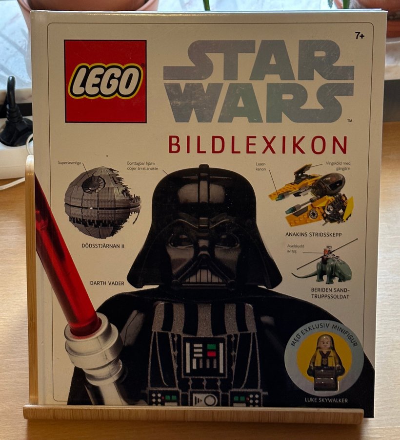 LEGO Star Wars Bildlexikon med Luke Skywalker Lego-figur