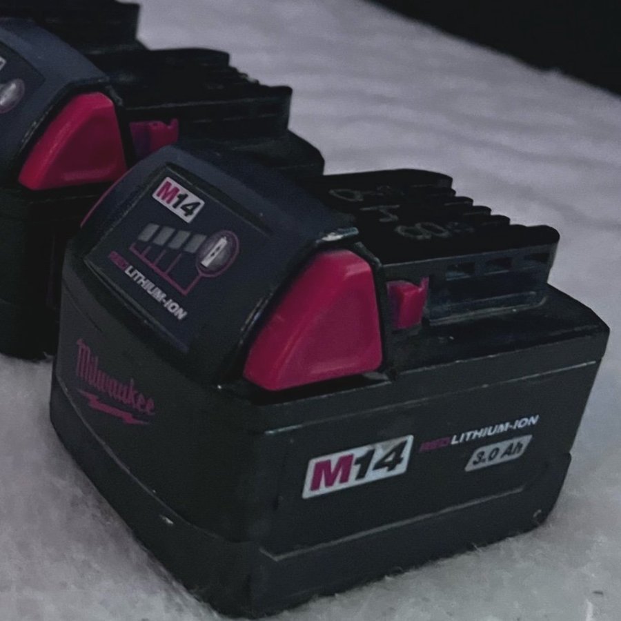 Milwaukee M14 Batterier