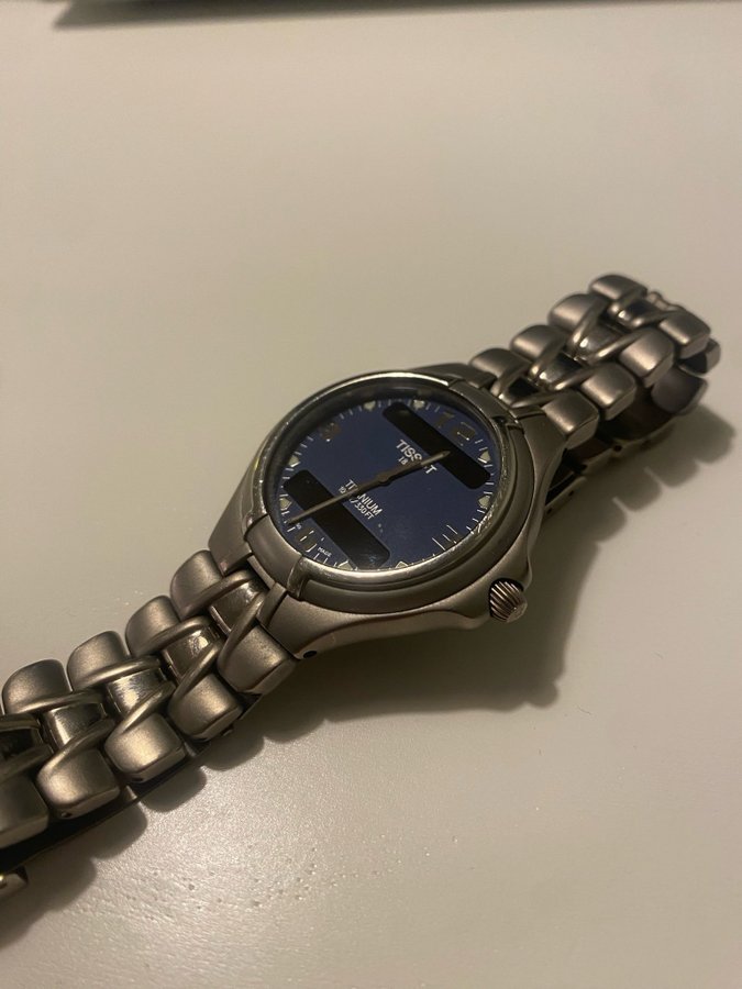 Tissot T690 Titanium Klocka