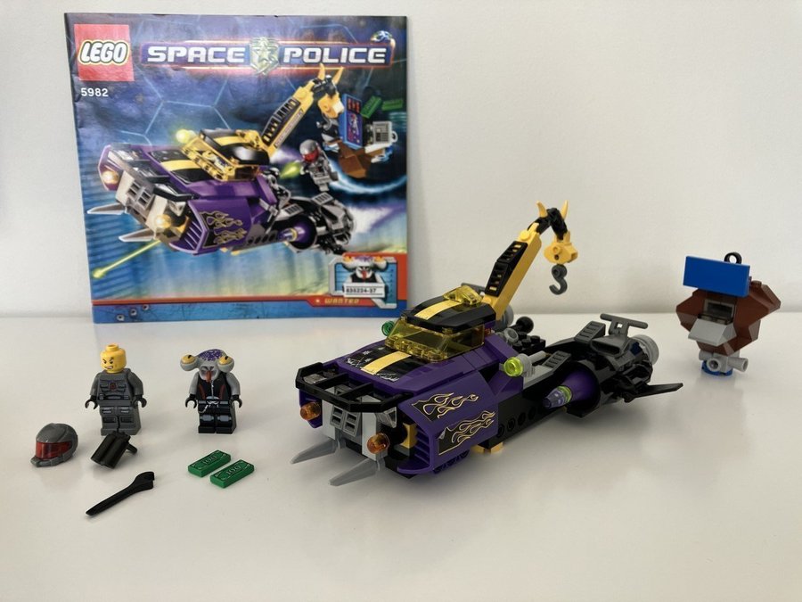 Lego Space Police Smash 'n' Grab 5982 100%