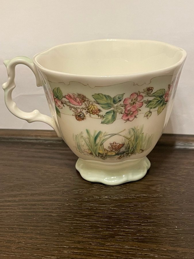 Royal Doulton Summer Brambly Hedge/ mugg- Vintage