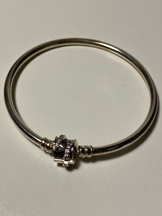 PANDORA armband / berlockarmband