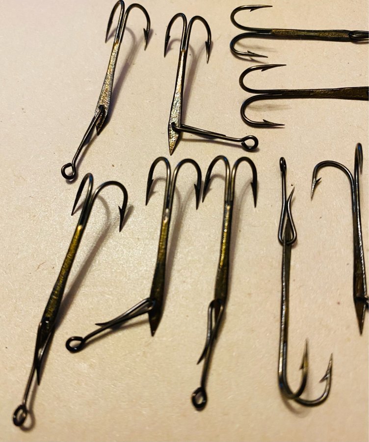 MUSTAD special dubbelkrokar! 10st i sin original ask ! Utrop 1kr