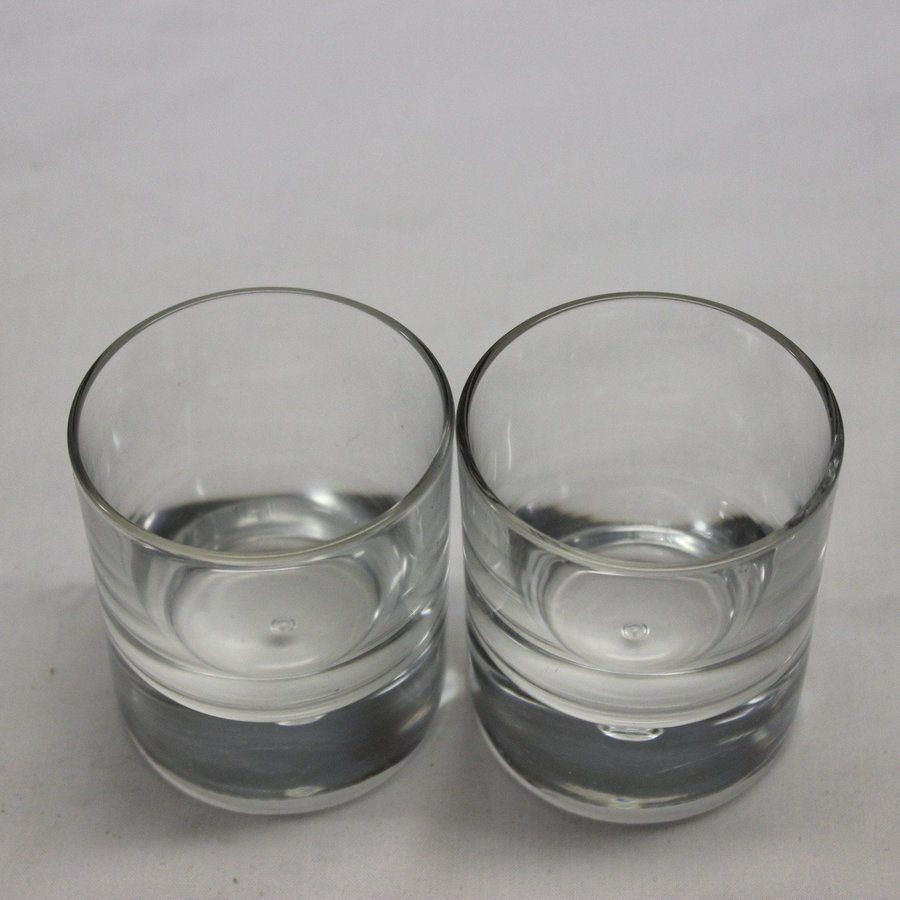 2 Litet Whiskyglas Whiskiglas 7 cm Glas m Bubbel Kosta Pippi Walther Hickman