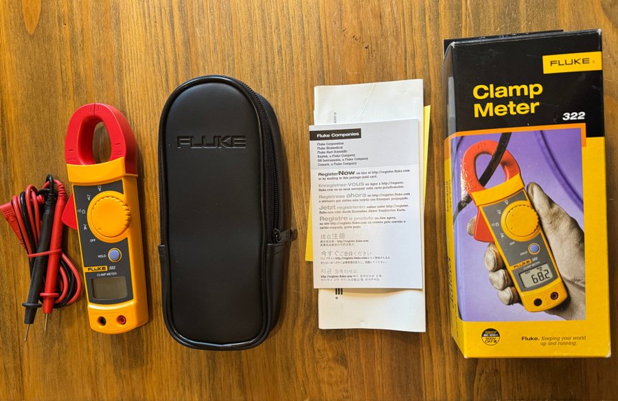 Fluke 322 Clamp Meter