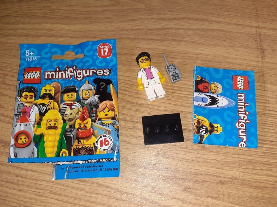 Lego Minifigur serie 17 nyskick inkl ååse och manual