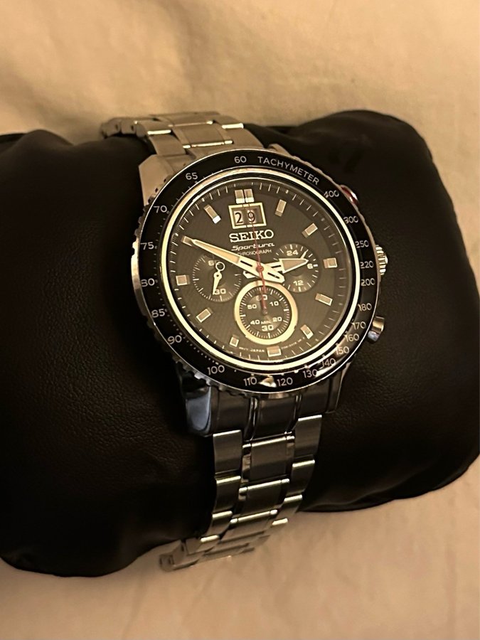 Rare Seiko Sportura black