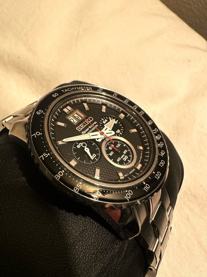 Rare Seiko Sportura black