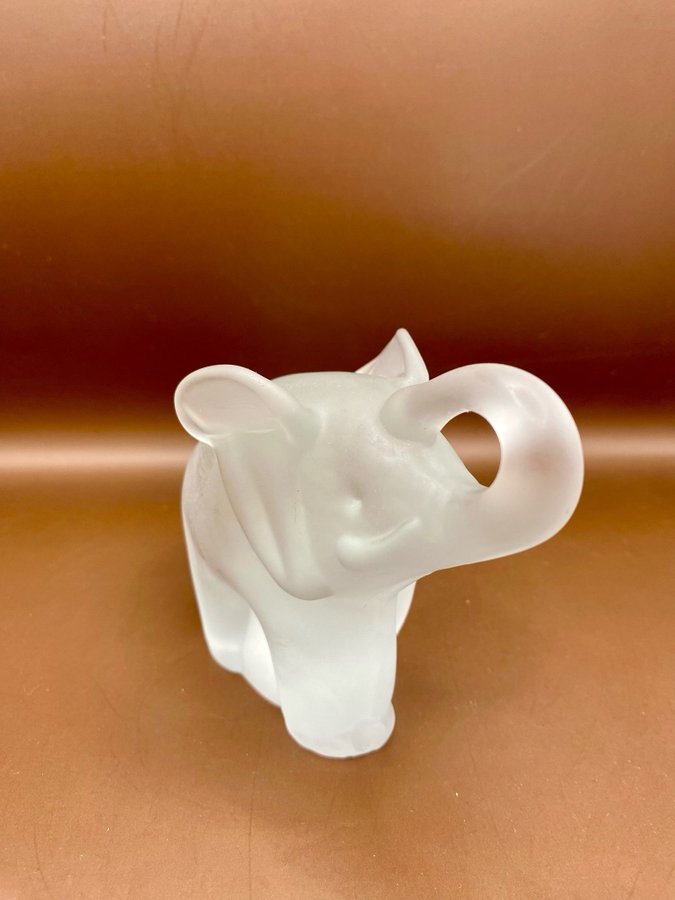 Glasfigurin Elefant Reijmyre