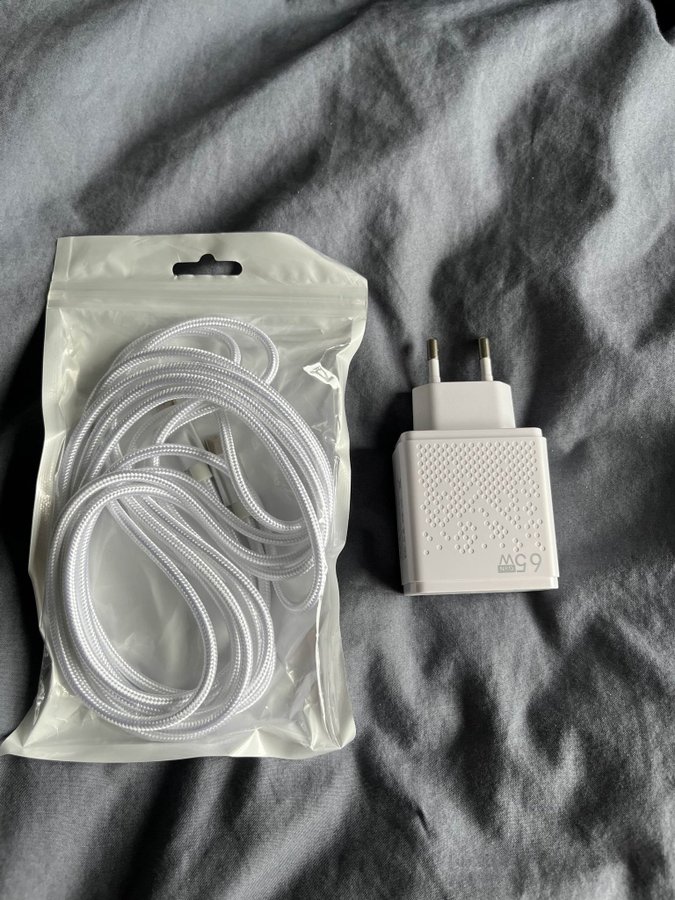 GaN Snabbladdare USB-C/USB-A inklusive kabel - 65W - Vit