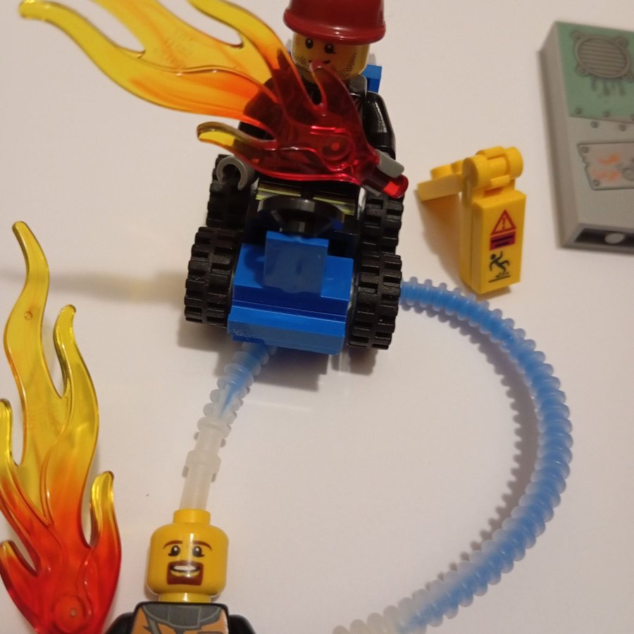 Lego City Fireman med slang och fordon 2 gubbar