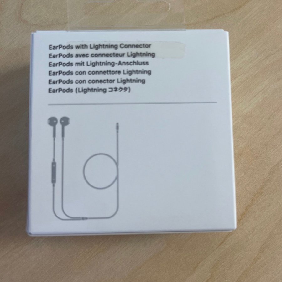 Apple EarPods med Lightning-kontakt (nya)