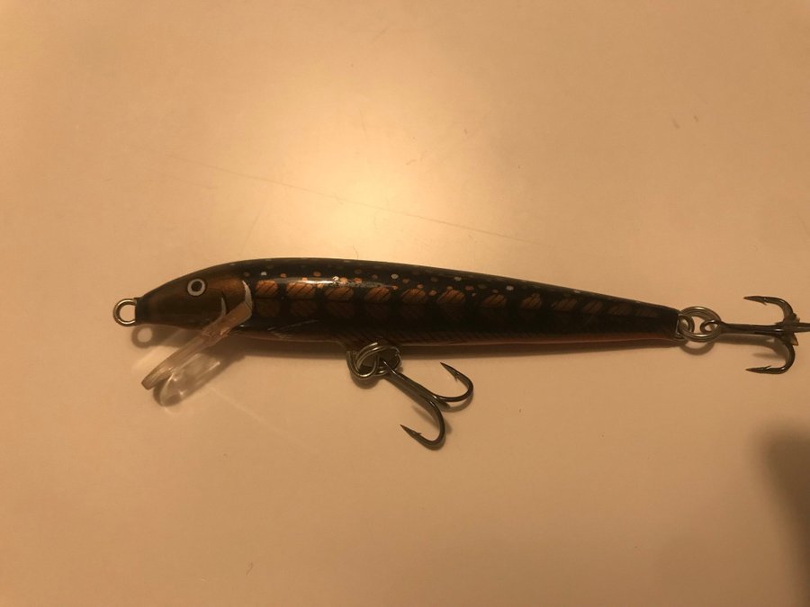 RAPALA FLOATING IRELAND - BLACK MUDDLER