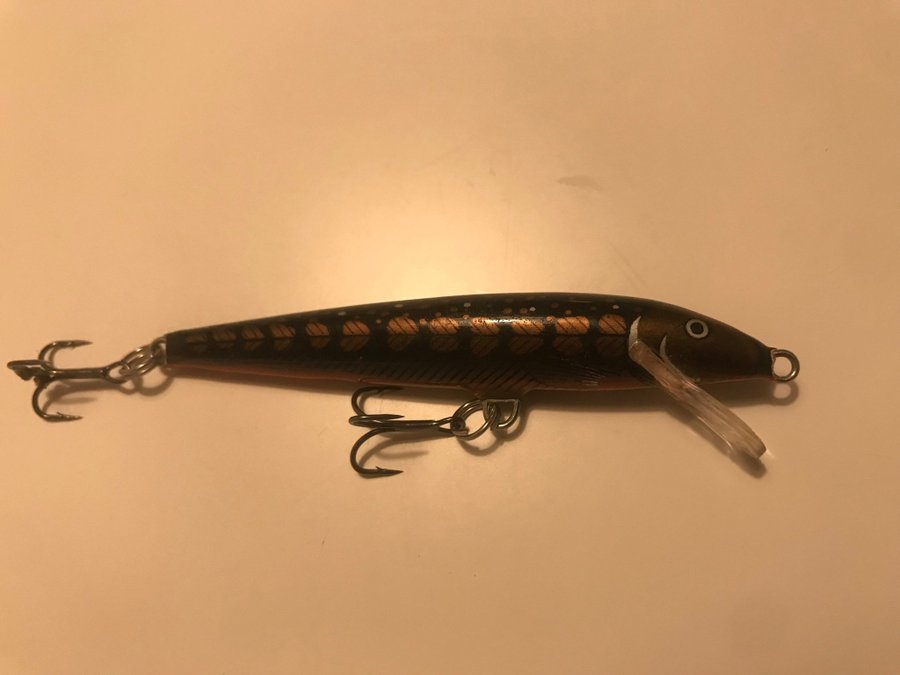 RAPALA FLOATING IRELAND - BLACK MUDDLER