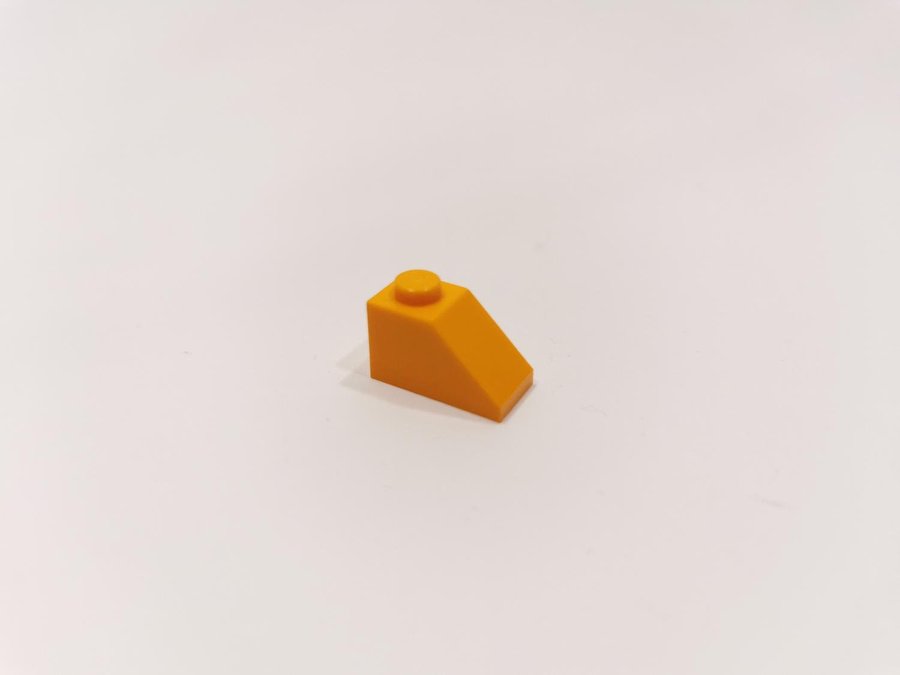 Lego - slope - bas - 2x1 - part 3040 - orange