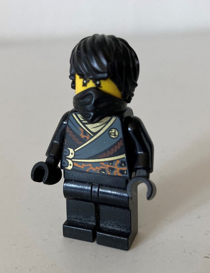 Lego Minifigur Ninjago Cole - Rebooted