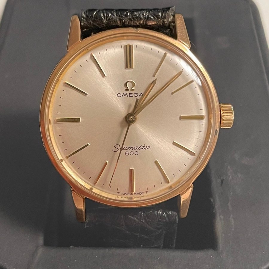 Omega Seamaster 600 Guld