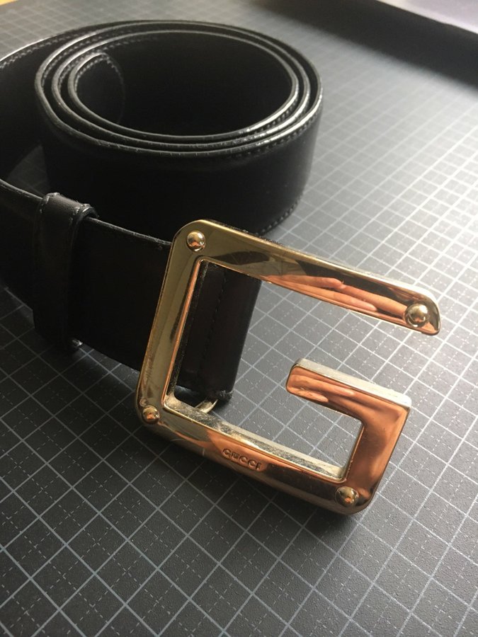 GUCCI Square Logo Belt