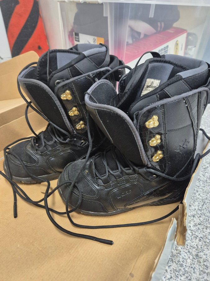 Warp Snowboard Boots strl 43