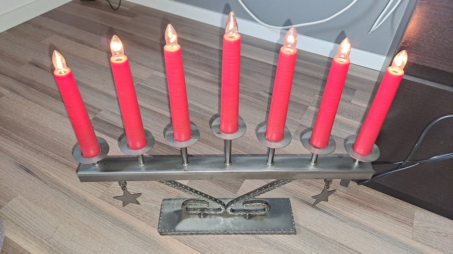 Luma Ljusstake adventsljusstake jul smide med 7 ljus metall stjärna