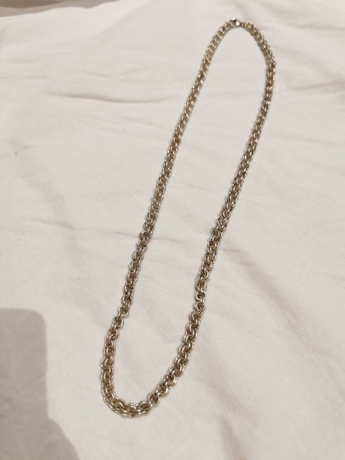 Äkta silver halsband. 65gram