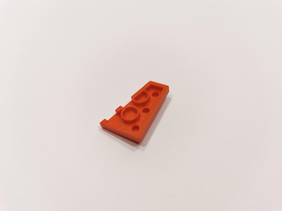 Lego - wedge - vinge - plate - höger - 3x2 - part 43722 - röd