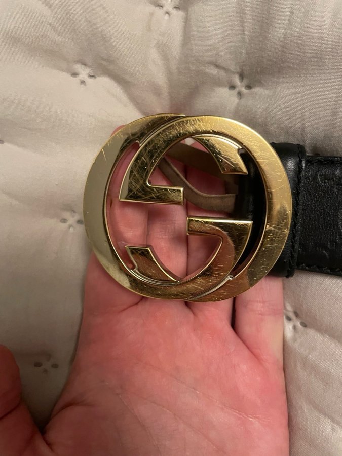 Gucci belt size 90