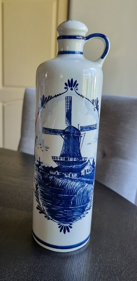 Flaska/karaff med väderkvarn Delft Blue Made in Holland Handwerk BOLS