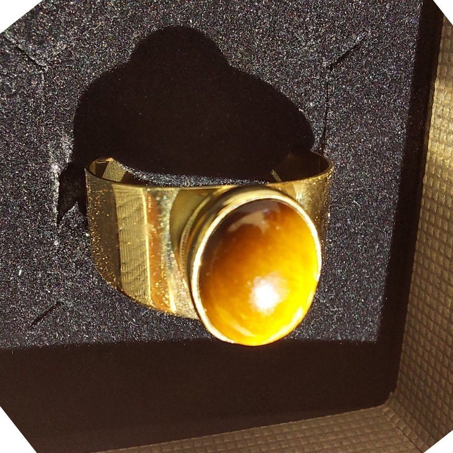 333er Gelbgold Ring mit Tigerauge