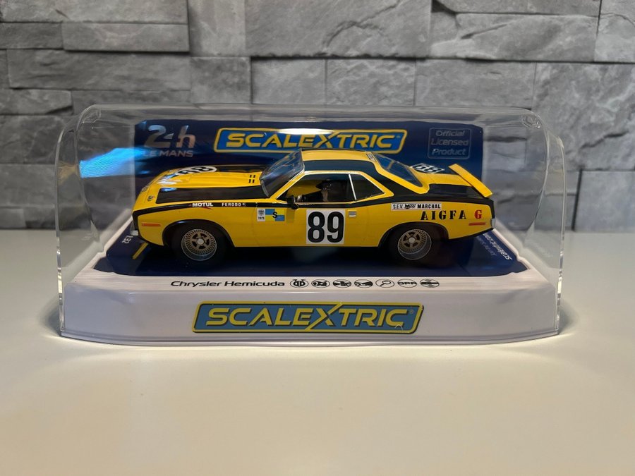 Scalextric C4345 Chrysler Hemi Cuda LeMans 1975