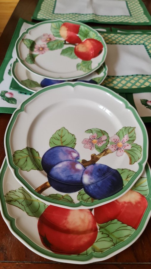 Villeroy  Boch French garden 4 tallrikar + 4 bordstabletter. NYA!