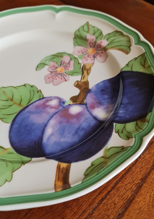 Villeroy  Boch French garden 4 tallrikar + 4 bordstabletter. NYA!