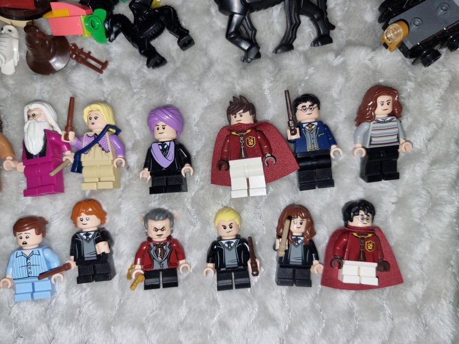 LEGO Harry Potter 22 minifigurer och mycket mer