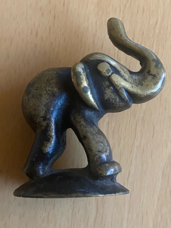 Bronsfigur Elefant, troligen Walter Bosse