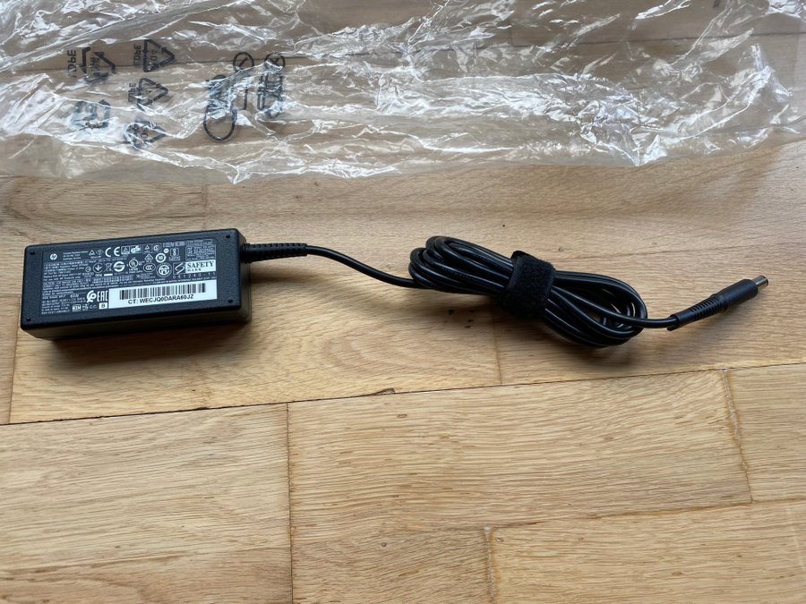 HP 65W Laptop Adapter 19.5V/3.33A ny