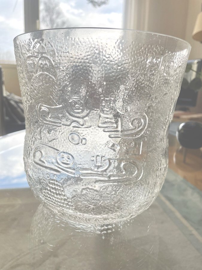 Stor klassisk skål Fauna glas design Oiva Toikka Nuutajärvi Finland 1970-tal