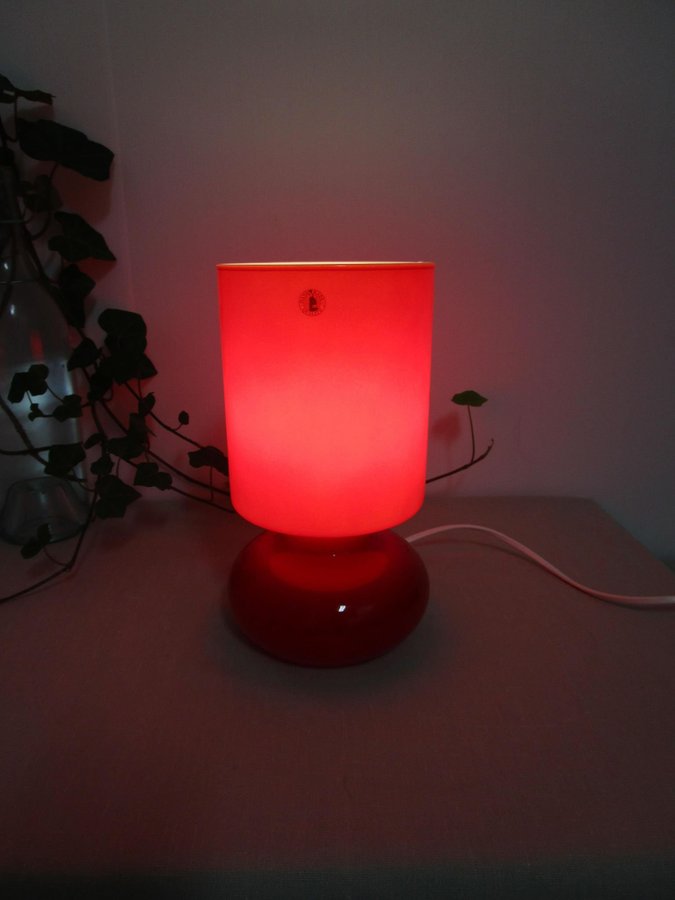 Ikea bordslampa ”Lykta” Röd Glas Retro