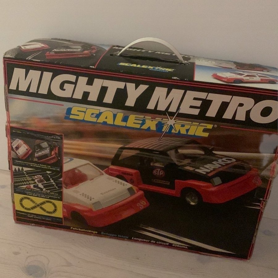 Scalextric Mighty Metro