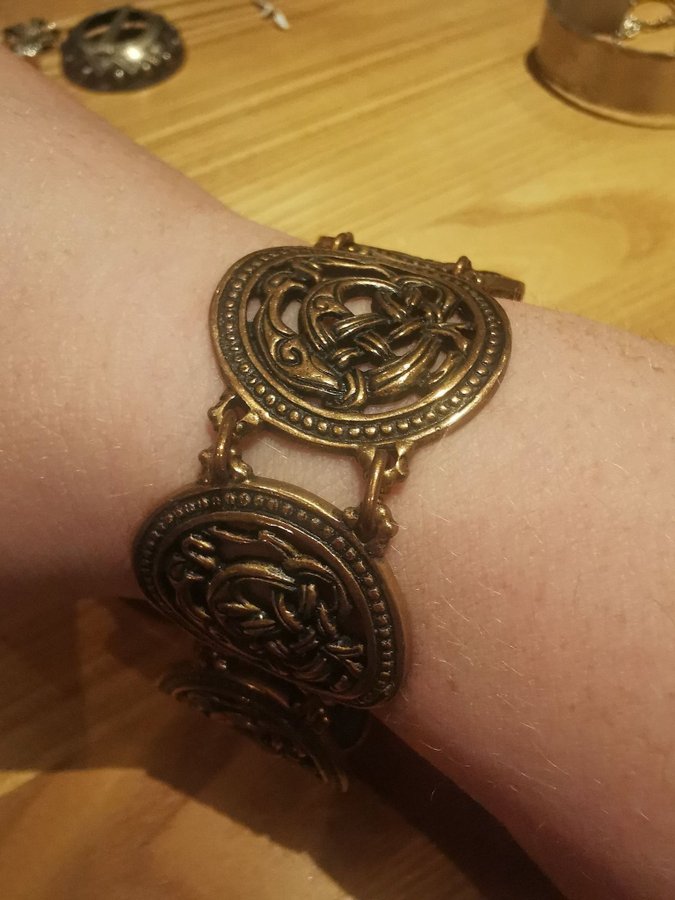 Stig Espeland bronssett, armband och örhängen, drakar, viking