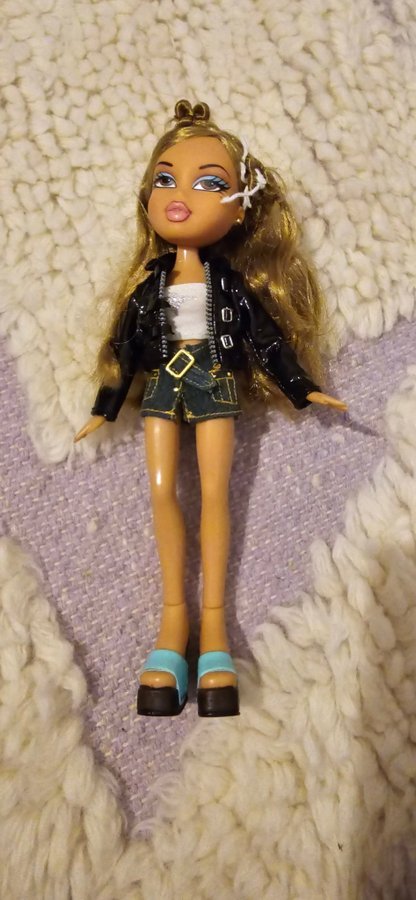 Bratz docka Yasmin