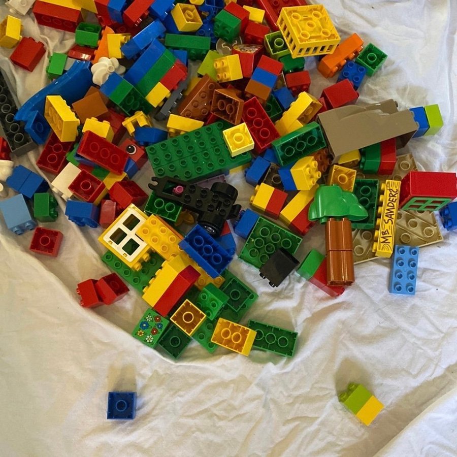 39 kilo Lego Duplo