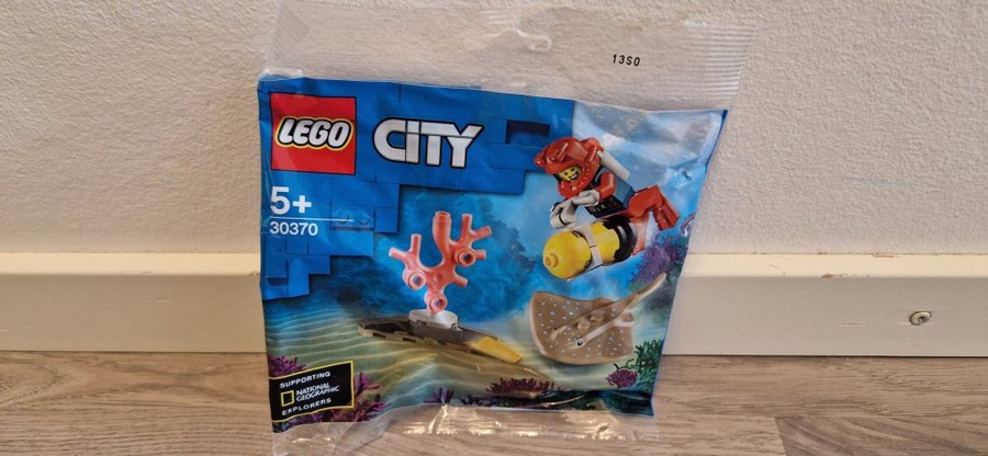 LEGO City 30370 - Dykare med stingrocka