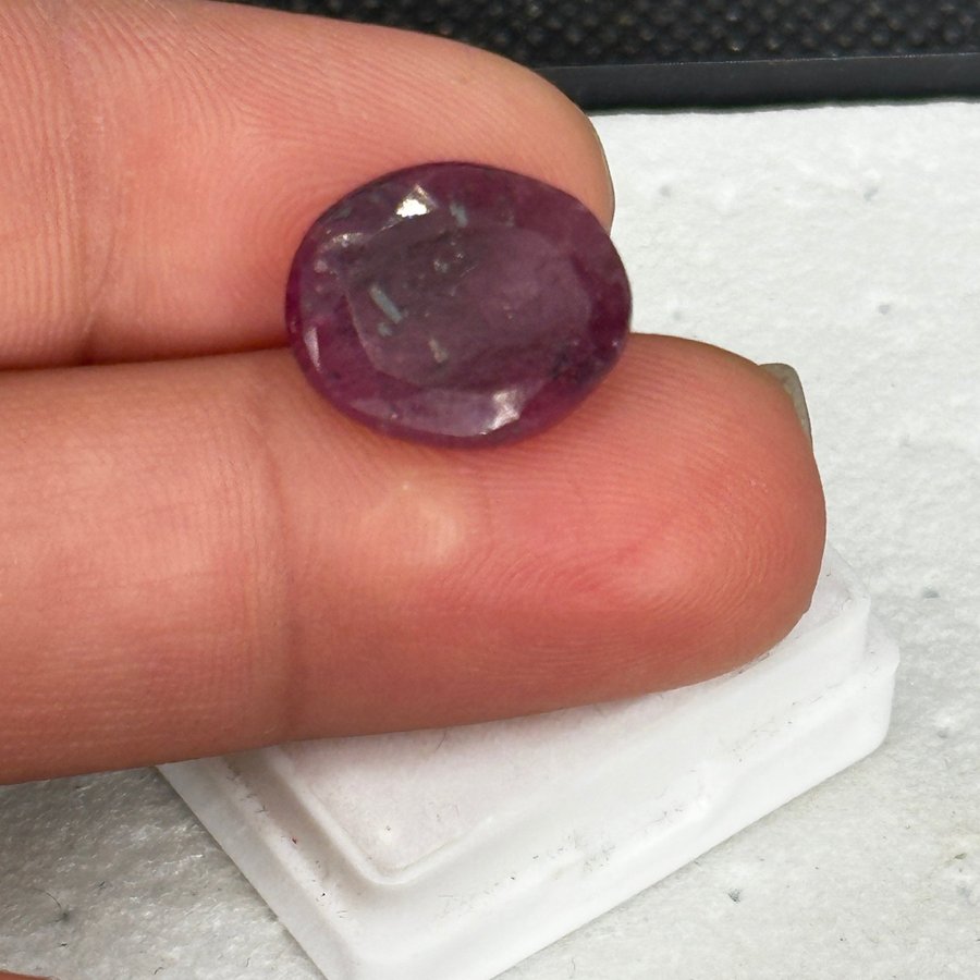 Natural Red Ruby 13,30 ct