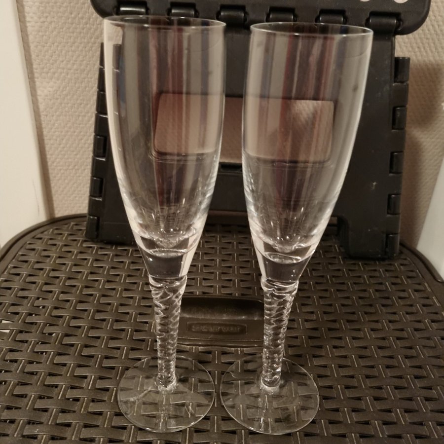 Kristall 2st champagneglas från Älghults Glasbruk